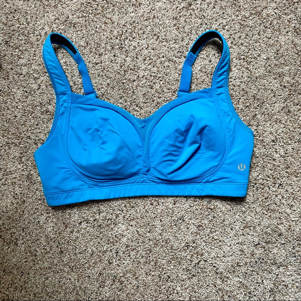 Lululemon sports bra— ta ta tamer